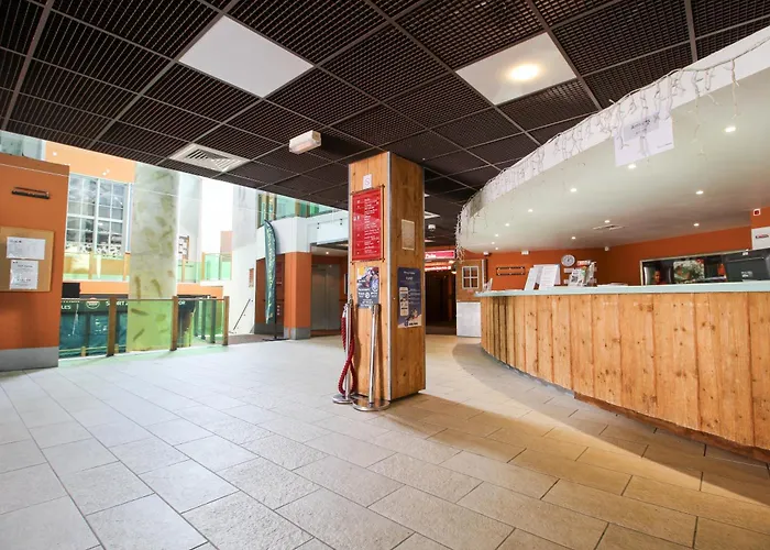 & Le Machu Pichu - *